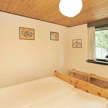 Holiday home Three-bedroom Holiday In Norre Nebel 15 Lonne Hede