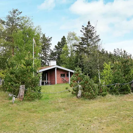 Holiday home Three-bedroom Holiday In Norre Nebel 15