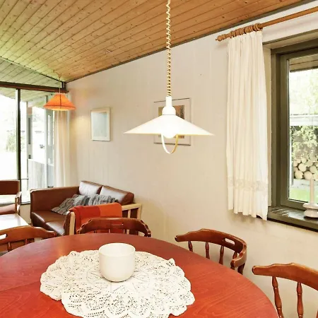 Holiday home Three-bedroom Holiday In Norre Nebel 15
